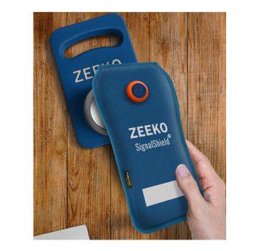 Unlock-Pouch-on-Handheld-Device-2